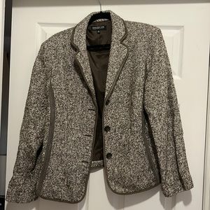 Jones New York 16W tweed with suede seaming brown